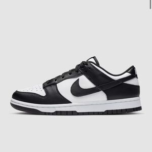Nike Black and White Women's Sneakers